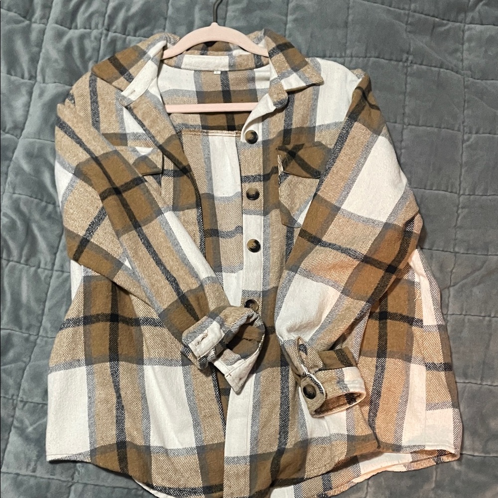 Plaid Button-Up Shirt in Brown and Cream